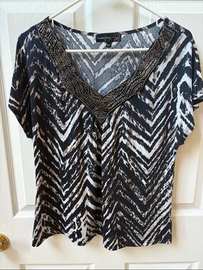 Women's Black & White Beaded V-Neck Blouse by 7 wonders